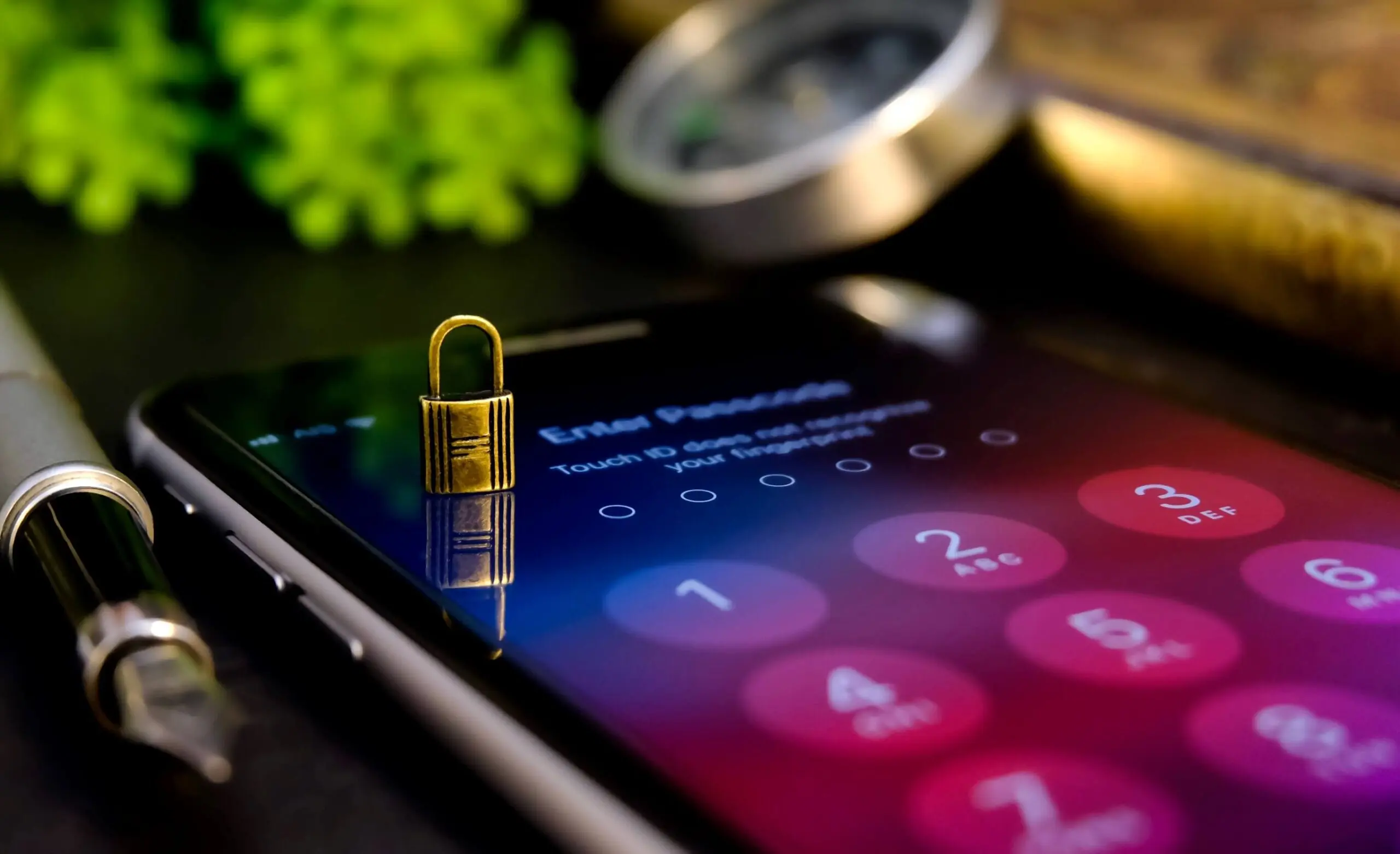 5 Essential Hacks to Safeguard Your Mobile Apps
